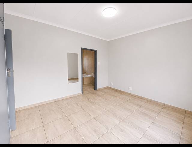 3 BEDROOM TOWNHOUSE FOR SALE IN THREE RIVERS